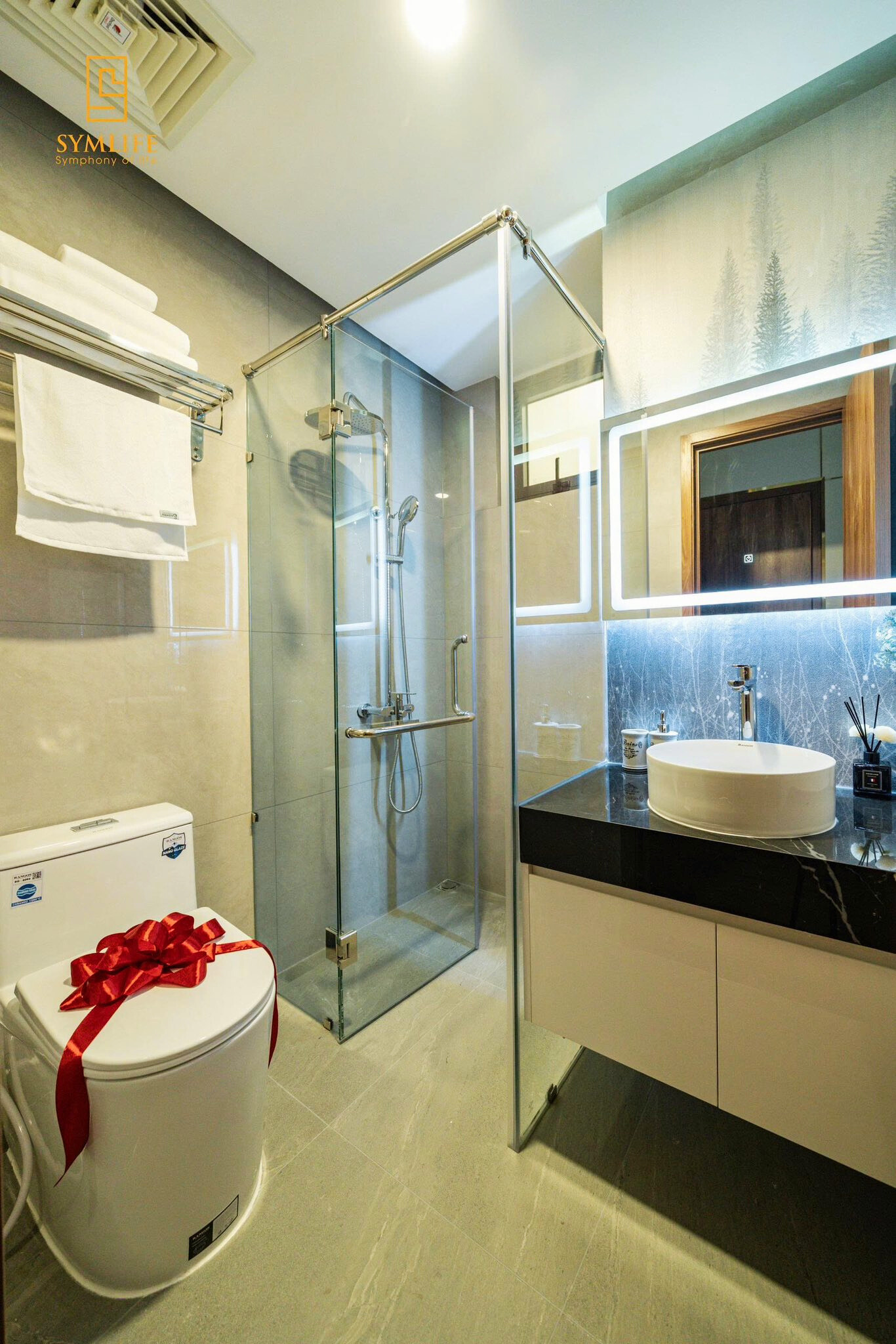 Căn hộ mẫu Symlife 02PN - WC