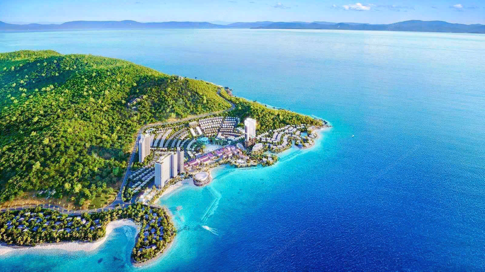 Mặt Tiền Biển Trải Rộng Trước La Tiên Villa